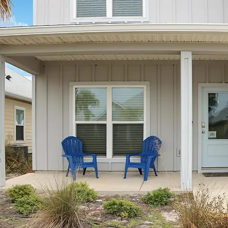 Coastal Oasis By Pristine Properties Vacation Rentals